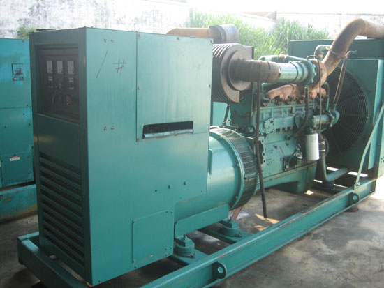 平川租赁发电机- 发电机碳刷磨损的原因是什么