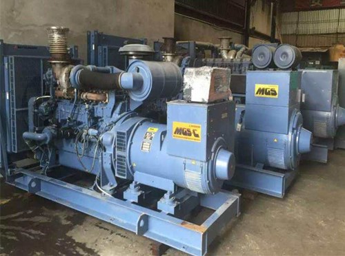 平川柴油发电机如何测试电流大小？