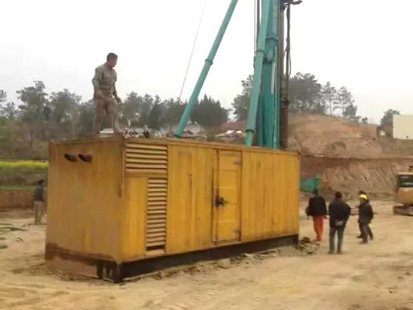 平川如何判断水冷式机油散热器密封件是否需要更换？