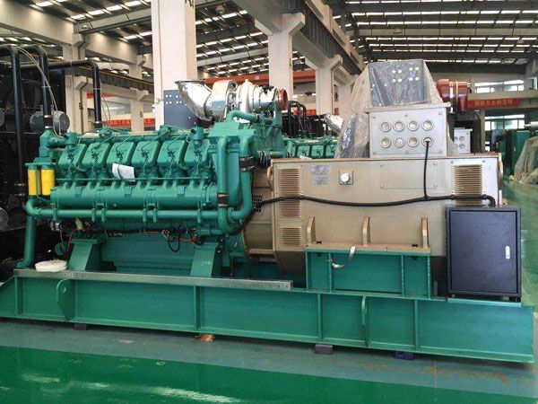 平川除了测量电瓶电压，还有哪些方法可以判断柴油发电机的充电系统是否正常？